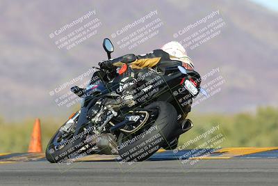 media/Feb-04-2023-SoCal Trackdays (Sat) [[8a776bf2c3]]/Turn 9 Backside (145pm)/